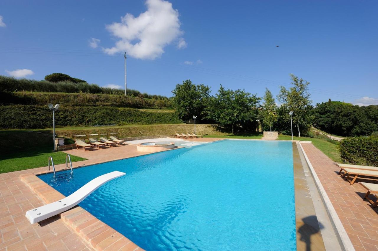 Agriturismo Il Vecchio Mandorlo Perugia Bagian luar foto