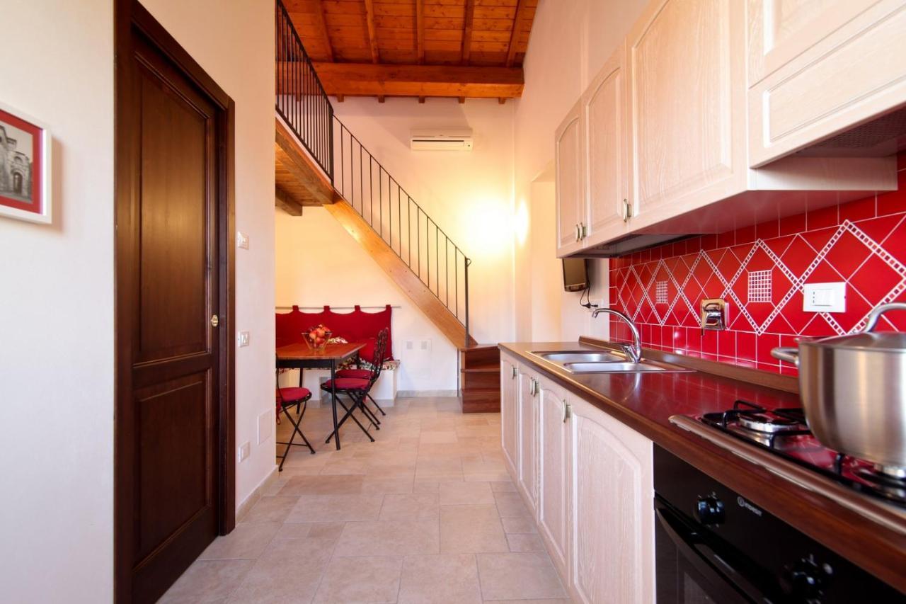 Agriturismo Il Vecchio Mandorlo Perugia Ruang foto